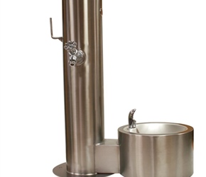 7214-Deluxe Dog Watering Station